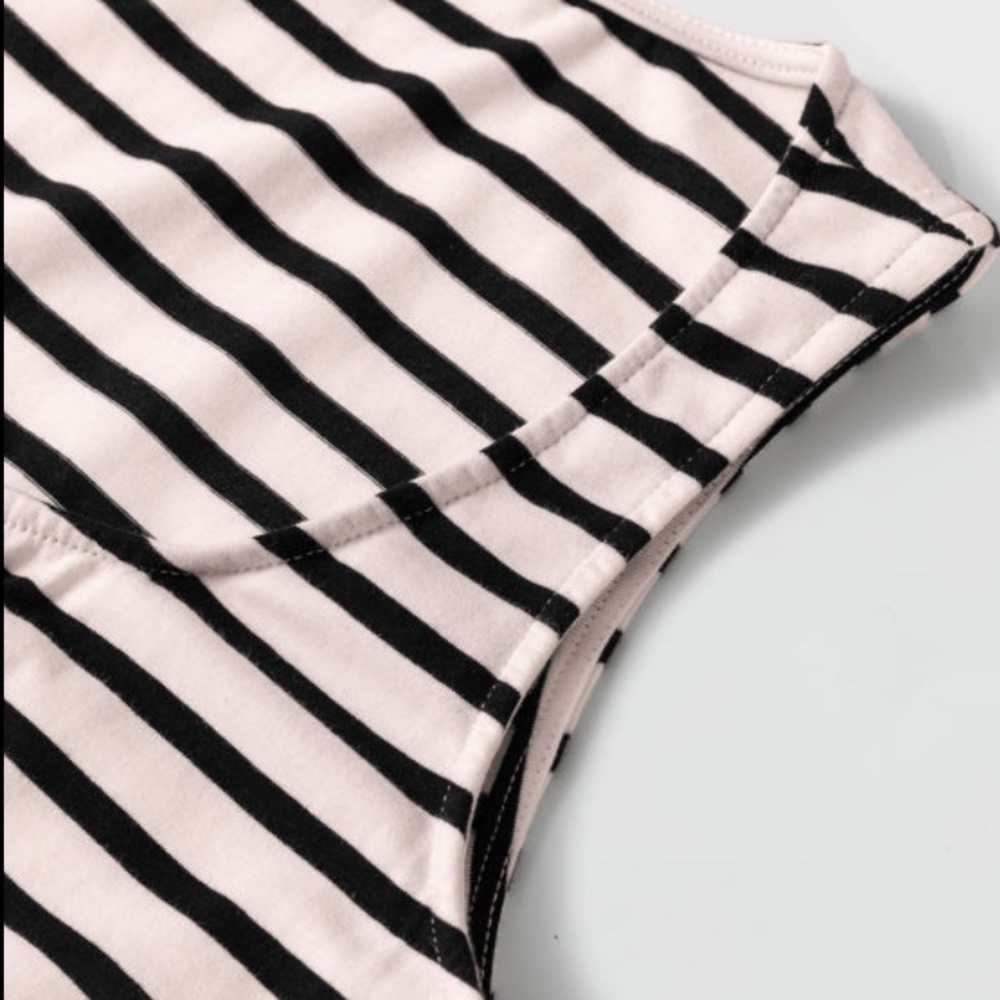 White Striped Print Sleeveless Buttoned Maxi Dress - Picture 11 of 14
